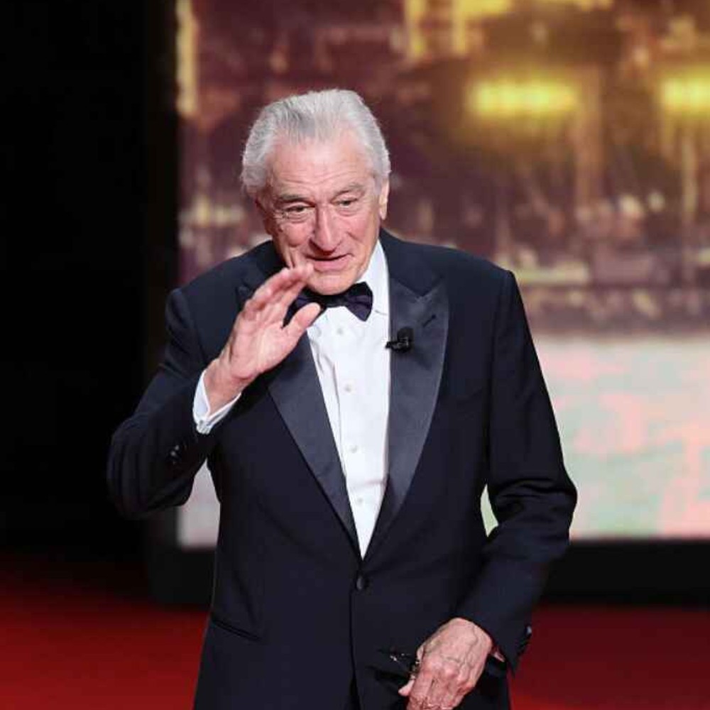 Leonardo DiCaprio Praises Robert De Niro as He Presents Him Honorary Palme d’Or at Cannes Film Festival 2025: 'He's The Archetype...'