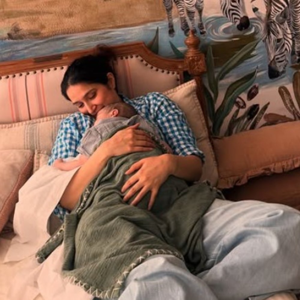 Shah Rukh Khan's Chak De India co-star Sagarika Ghatge's PICS with son Fatehsinh Khan wins new mom Athiya Shetty's heart
