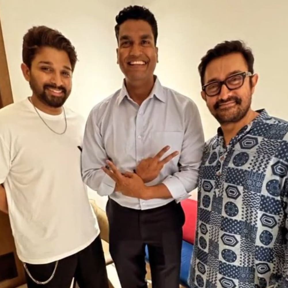 Allu Arjun meets Aamir Khan at his residence; collaboration in works? Viral PHOTO sparks rumors