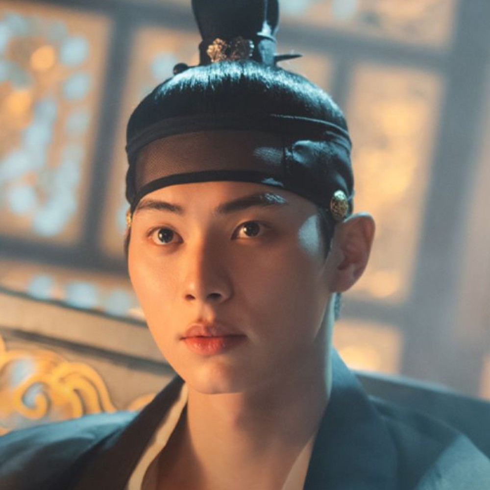 Bon Appétit, Your Majesty: YoonA takes on tyrant king Lee Chae Min with fiery cooking after Park Sung Hoon's exit