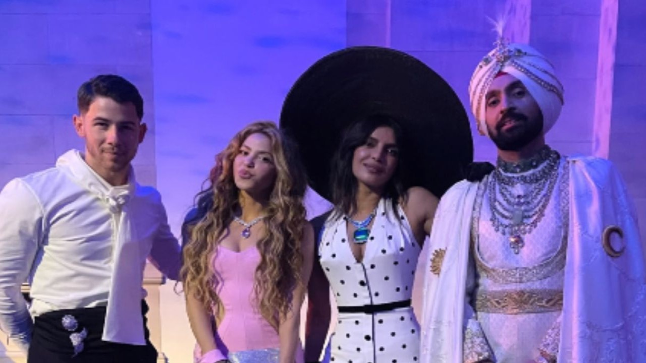 Nick Jonas-Priyanka Chopra with Shakira and Diljit Dosanjh (via Instagram/Prabal Gurung) (Image Courtesy: Instagram)