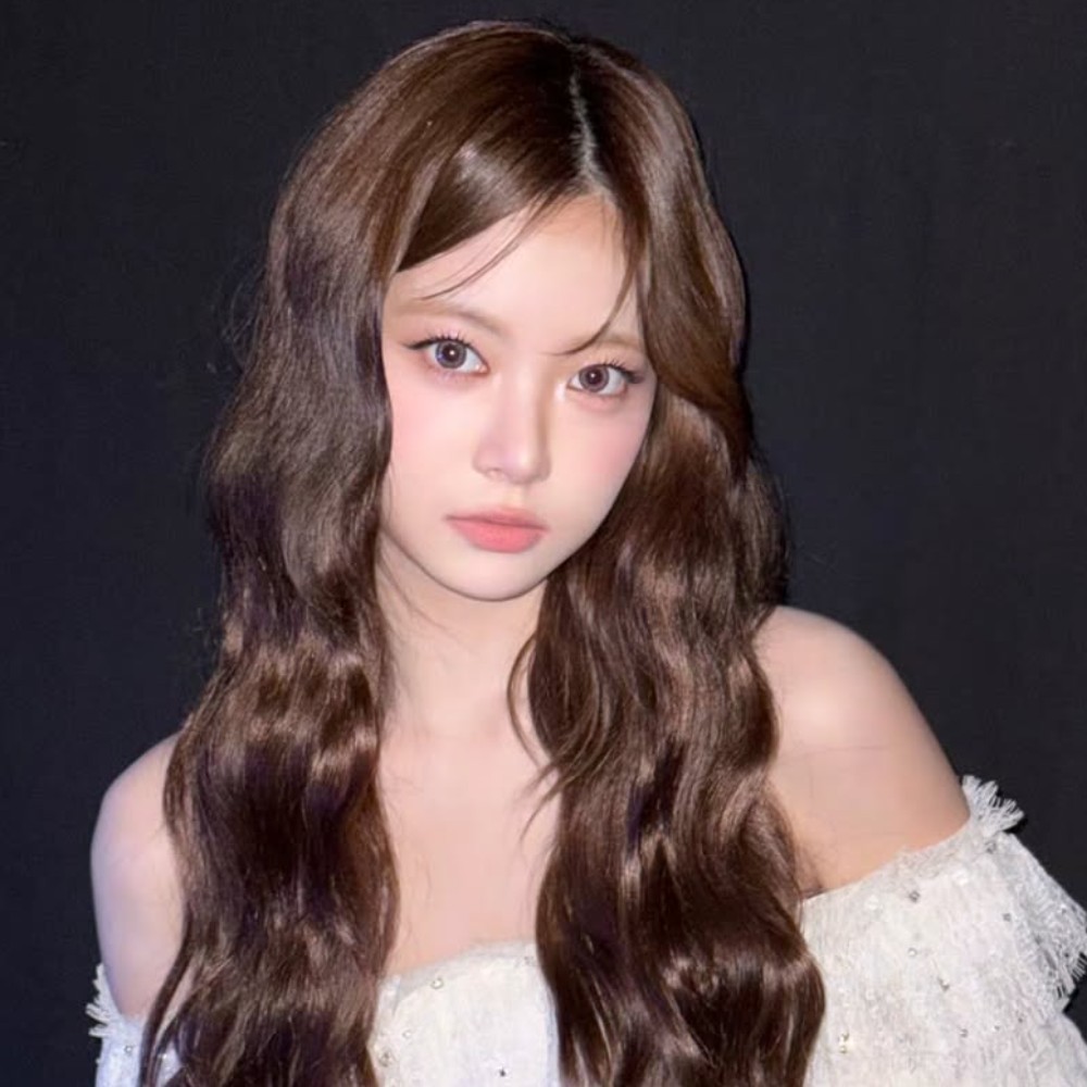 Did LE SSERAFIM's Hong Eunchae show support for ex member Kim Garam via new comment? Here's why fans think so