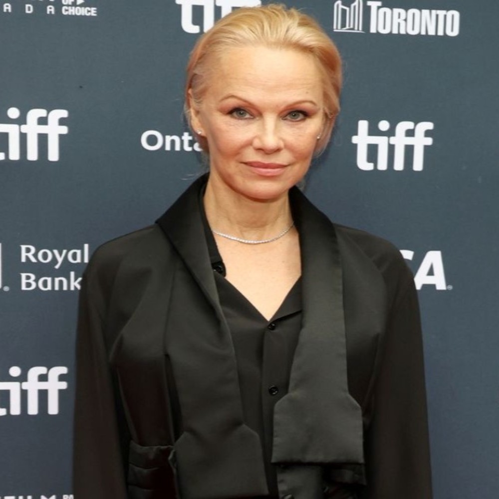 Are Pamela Anderson and Liam Neeson Dating? Baywatch Star Fuels Romance Rumors