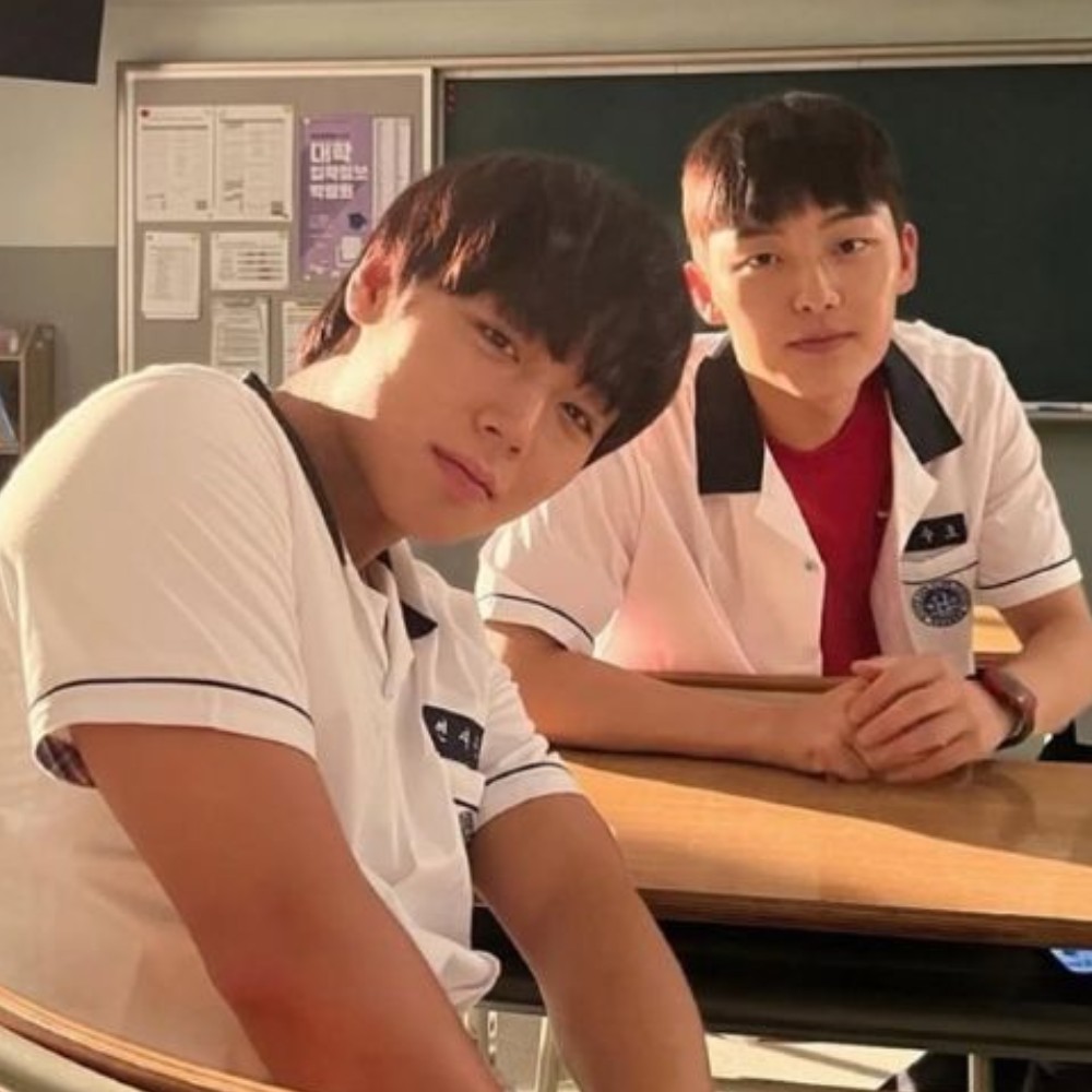 Is Park Ji Hoon and Choi Hyun Wook's friendship bromance or romance? Weak Hero Class director reveals truth
