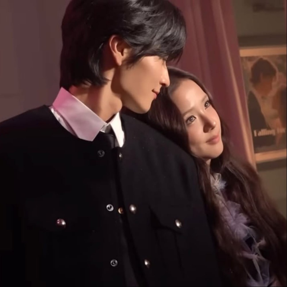 Who is BLACKPINK Jisoo’s love interest in LIGHTS, LOVE, ACTION! tour trailer? All we know about actor and model Kim Hyun Jae