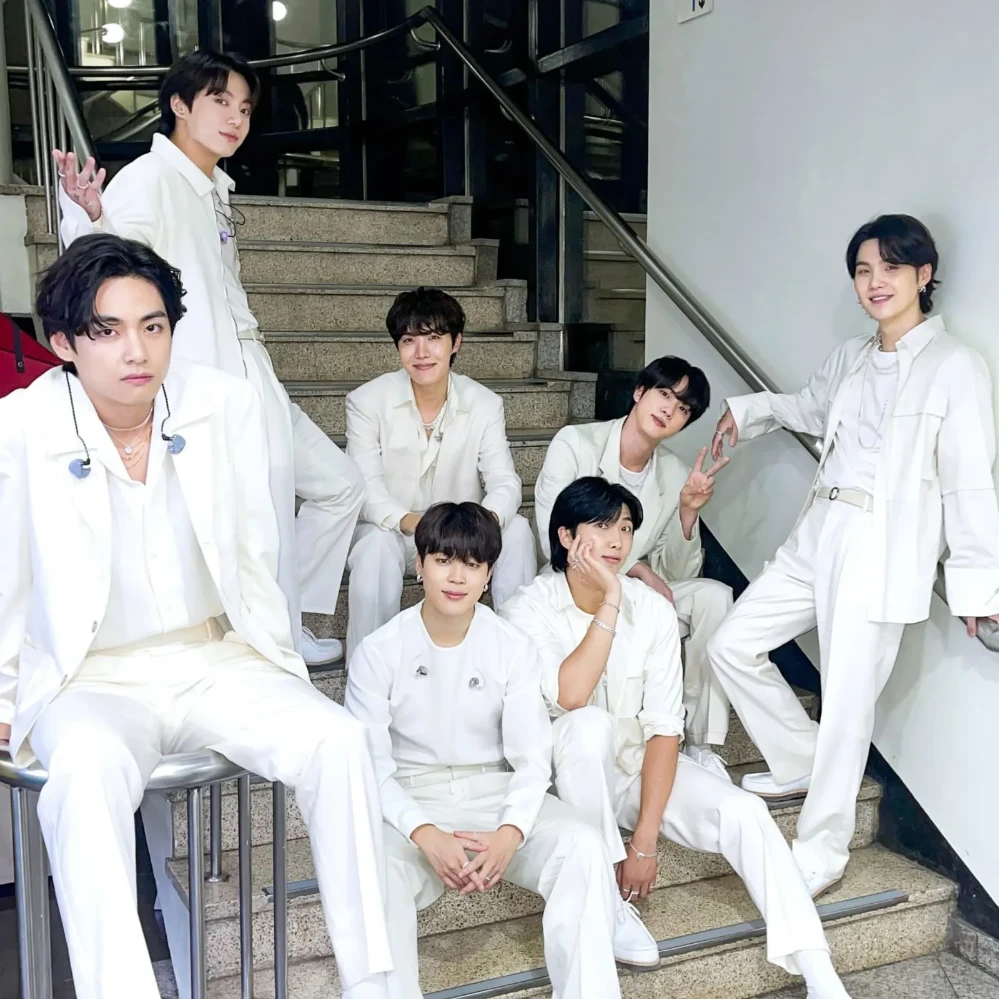 Weekly Top Korean News: BTS' reunion, Jungkook's hat controversy, Kim Soo Hyun's house seizure and more