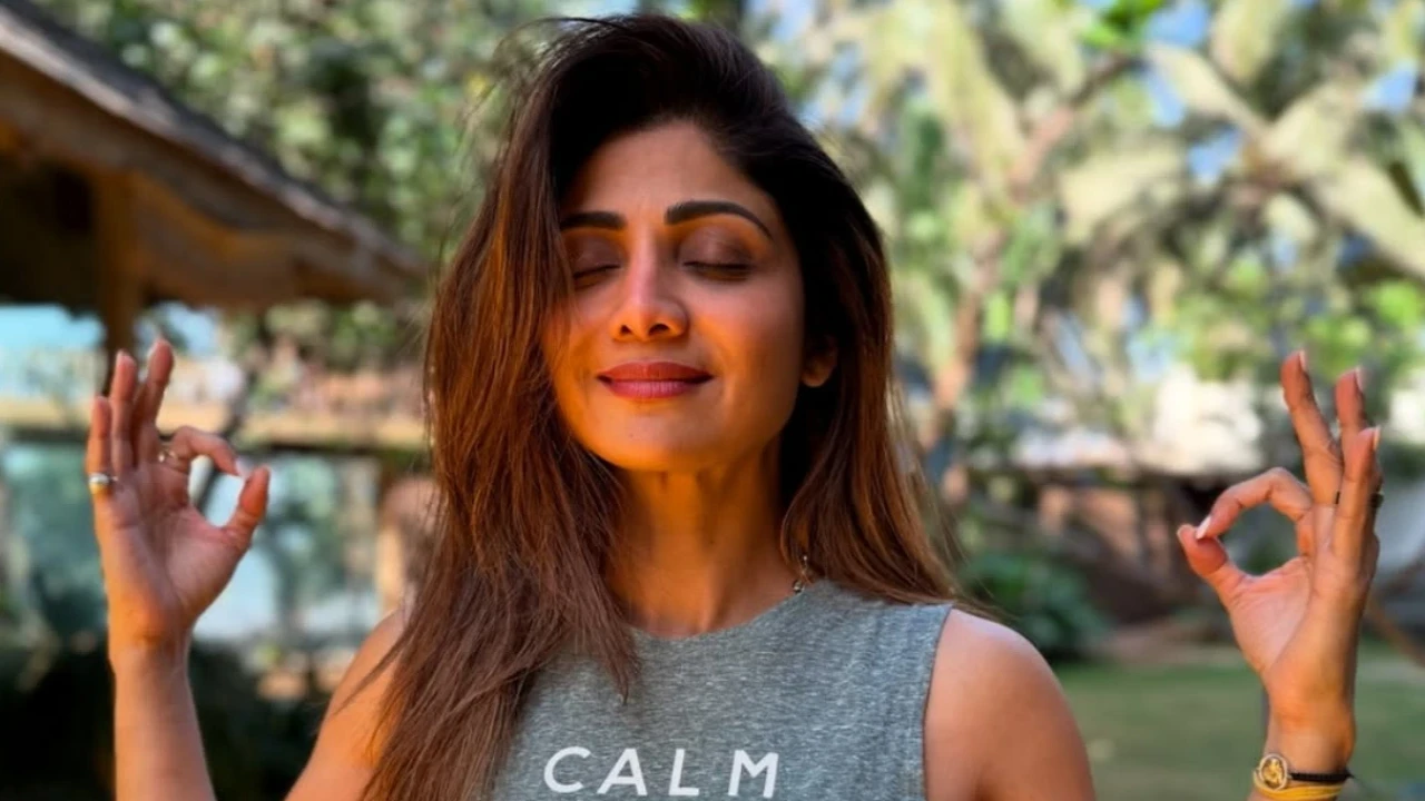 PC: Shilpa Shetty Yoga asanas for beginners
