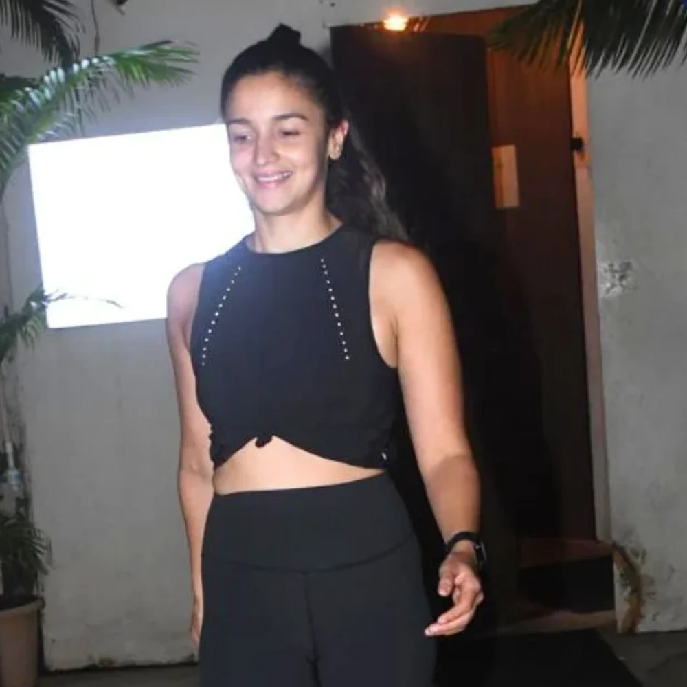 WATCH: Alia Bhatt glows in black outfit as she steps out after dance rehearsal session for Shiv Rawail's Alpha