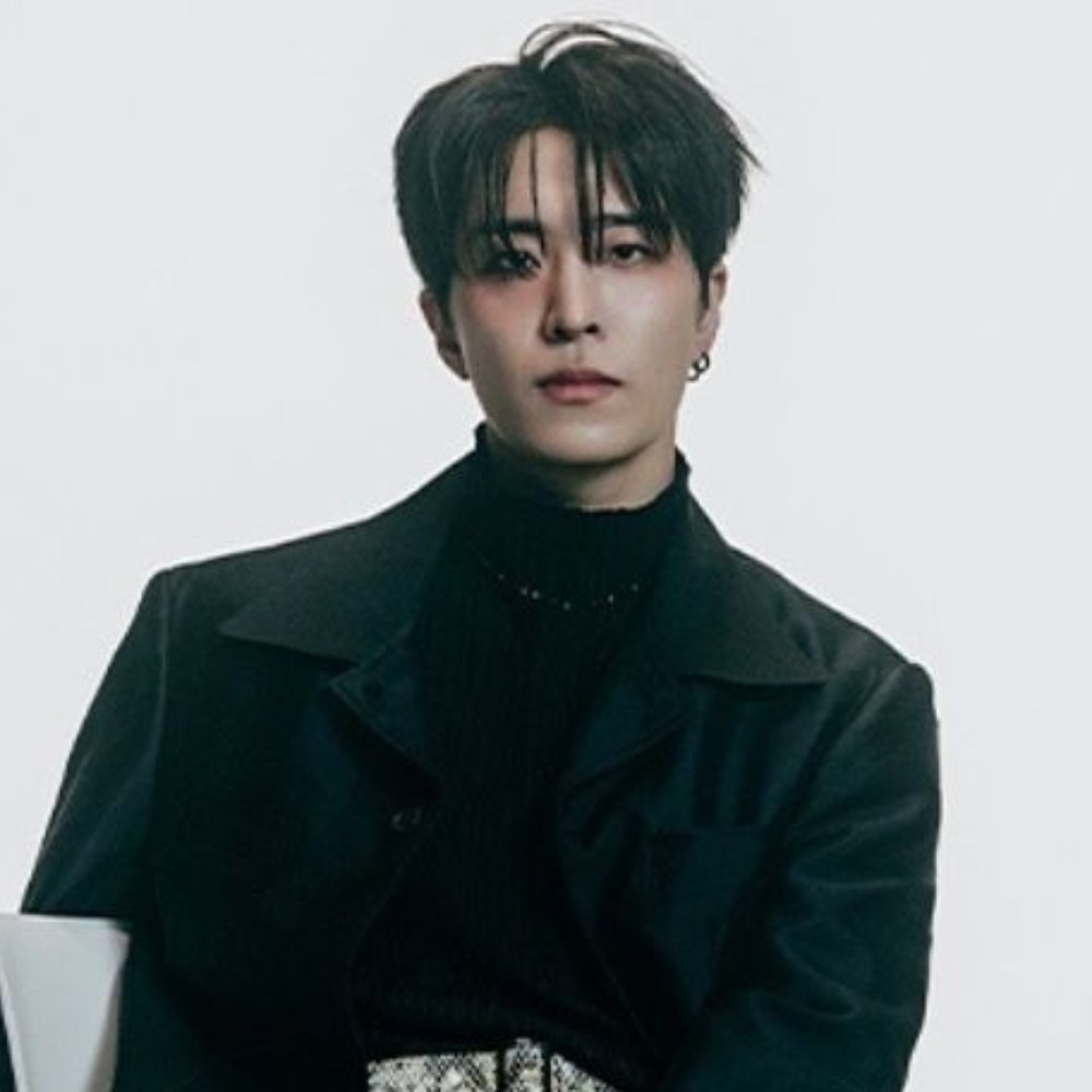 GOT7’s Youngjae voices concern regarding safety of fans walking alone at night, gets labeled 'greenest flag'