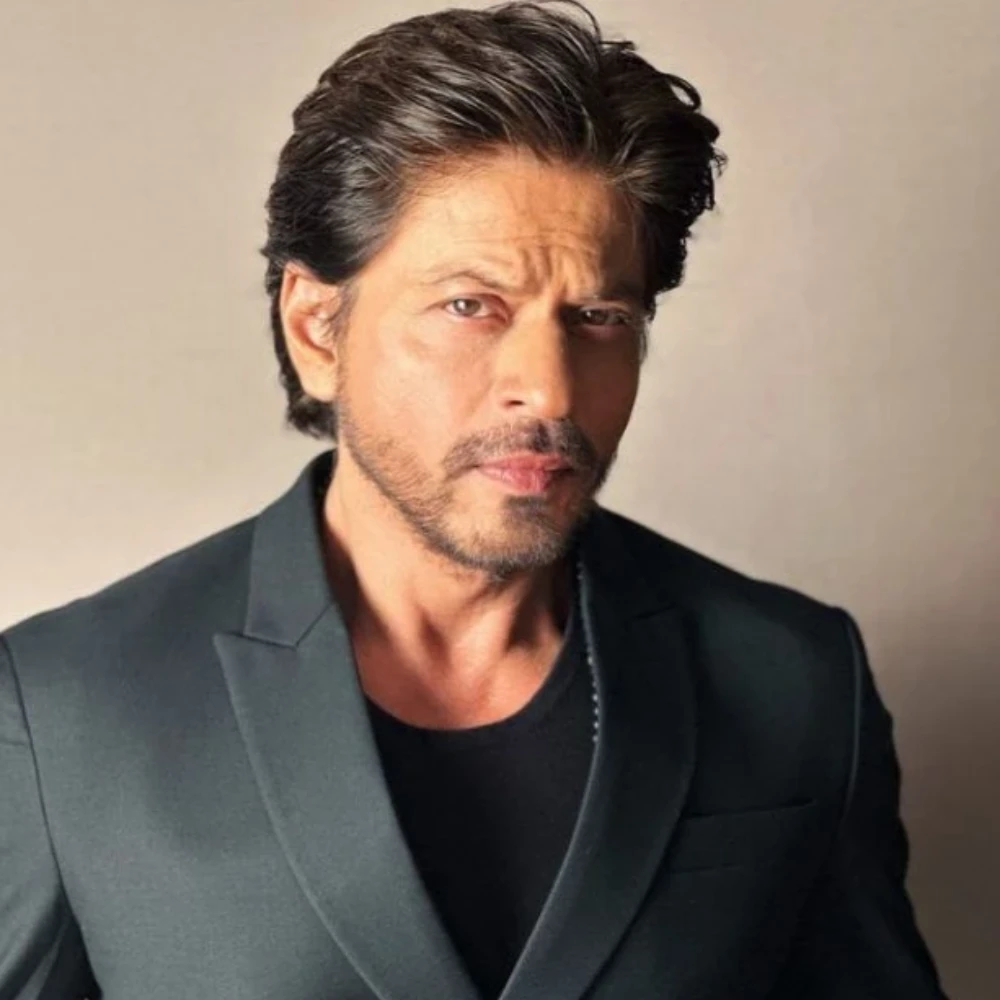 From Shah Rukh Khan’s vanity van to stunt team from South Africa: 5 UNSEEN BTS pics from King set
