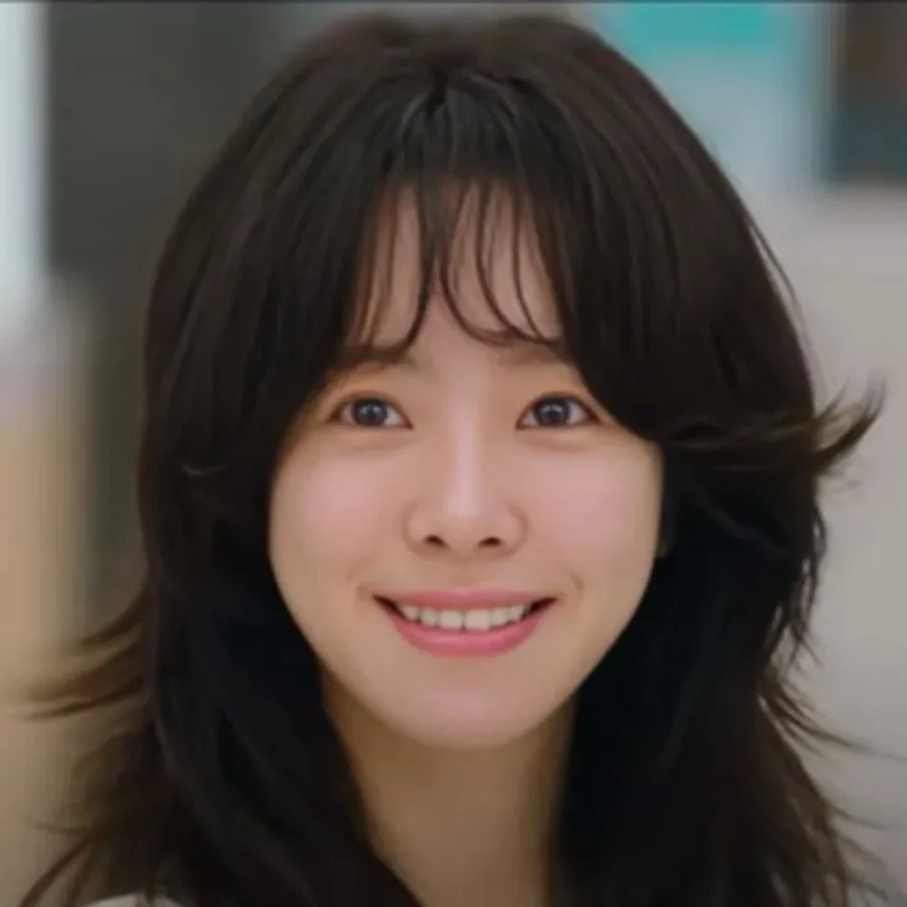 Heavenly Ever After's Han Ji Min revealed first boyfriend's role in her 'stiffing' life and relationship with sister