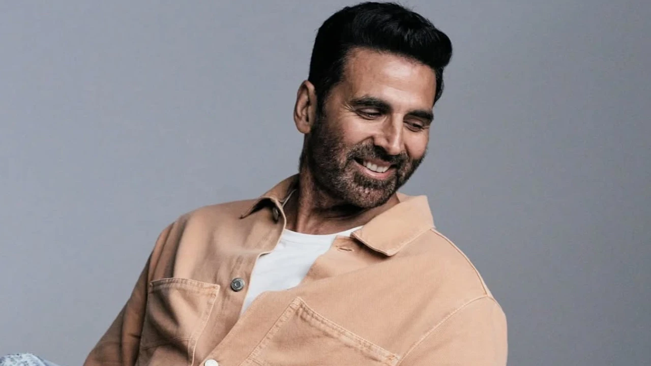Akshay Kumar’s easy, healthy water includes cucumber and one secret ingredient (PC: Akshay Kumar, IG) Akshay Kumar’s easy, healthy water includes cucumber and one secret ingredient