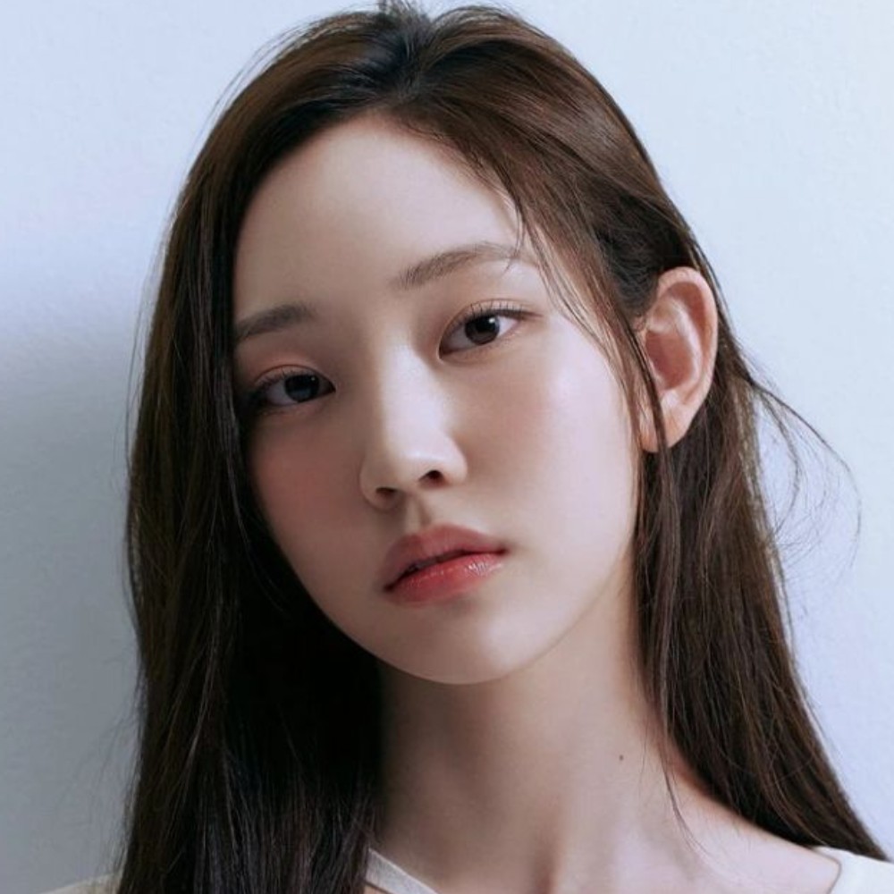 Ex-ILLIT's Youngseo and ex-BIGHIT trainee to debut in THE BLACK LABEL's new co-ed K-pop group? Insiders reveal rumored line-up