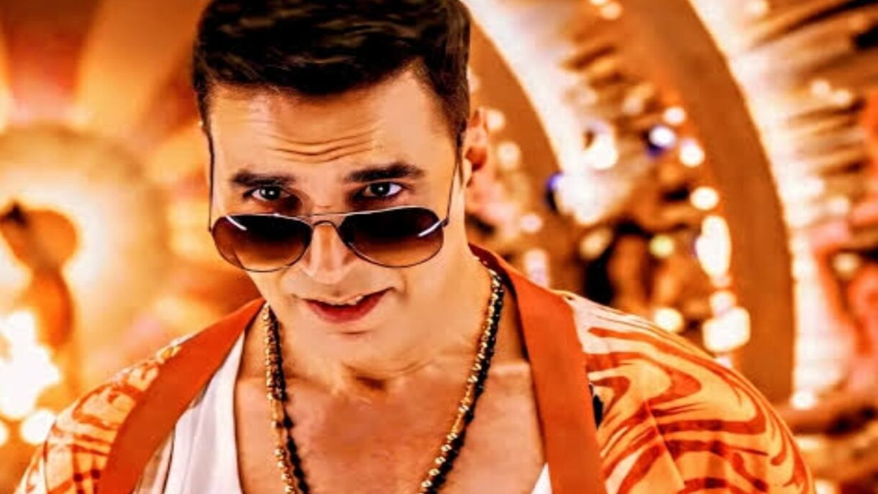 Housefull 5 shall register a good Monday hold if advance bookings are anything to go by (Credit: NGE) Akshay Kumar
