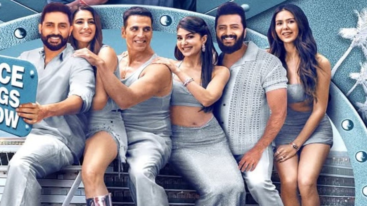 Picture Courtesy: Akshay Kumar Instagram Housefull 5 Twitter Review: Planning to watch Akshay Kumar's comedy thriller? Read 9 tweets to know if it’s worth your time