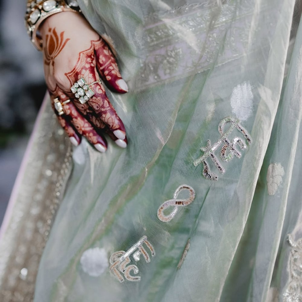 Hina Khan's wedding outfit 
