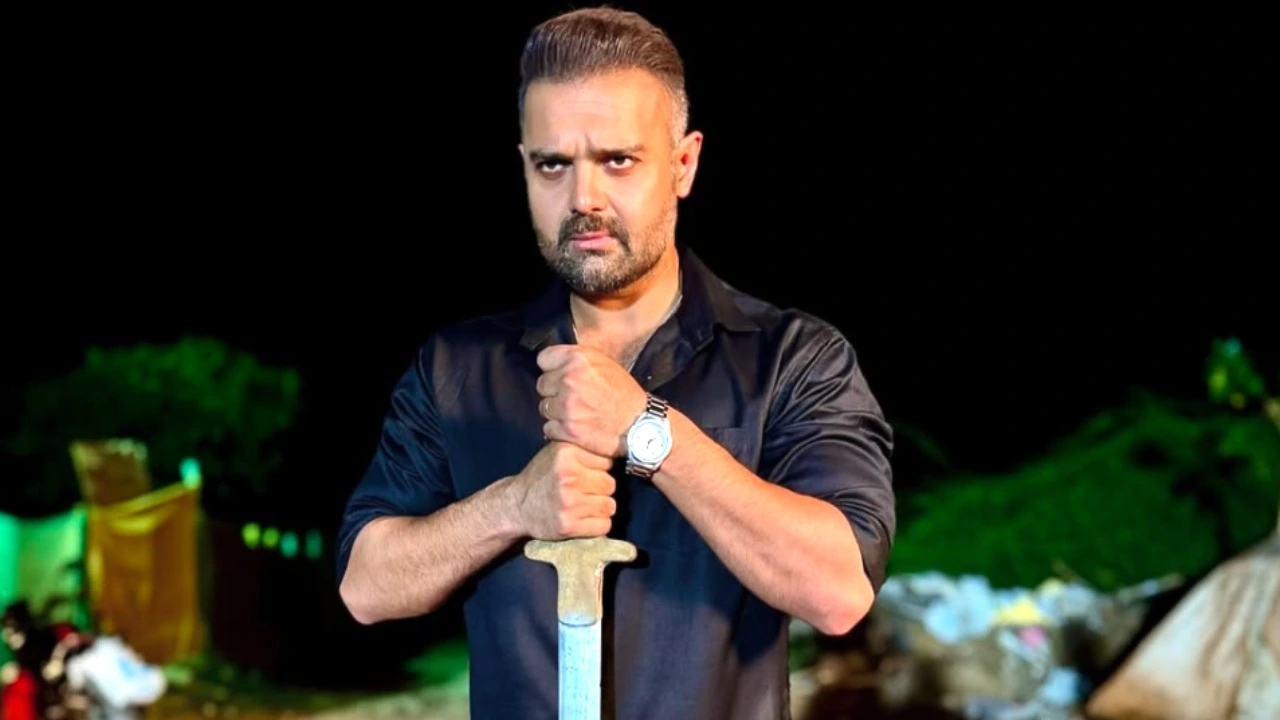 Picture credit: Mahaakshay Chakraborty Instagram