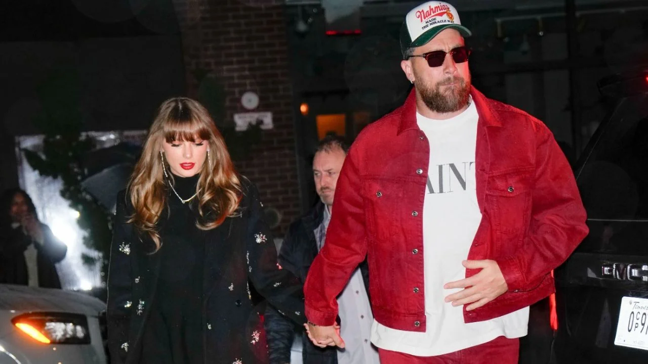 Travis Kelce & Taylor Swift (via Getty Images)