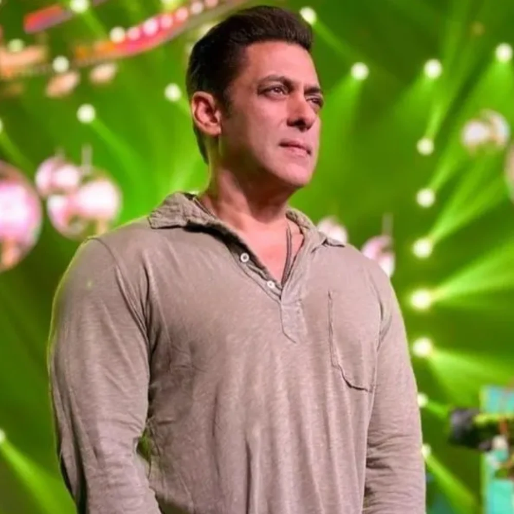 Bollywood Newswrap, June 20: Salman Khan to sport crew cut look in his next, Sidharth and Janhvi's Param Sundari postponed
