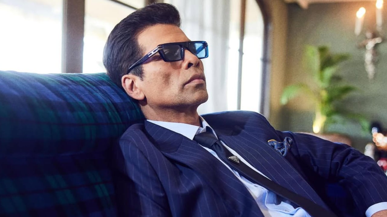 PC: Sheldon Santos Karan Johar Vanity Van Tour