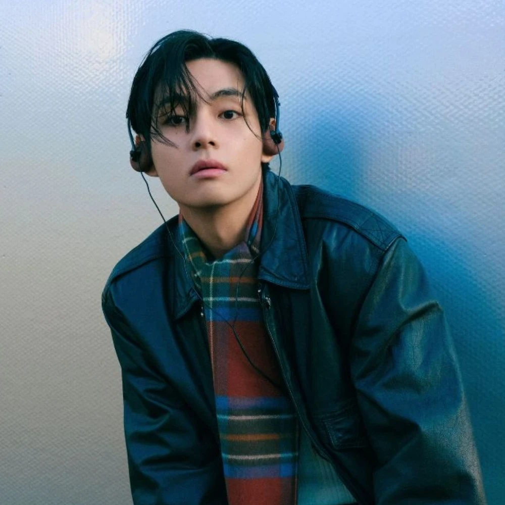 BTS’ V receives 4.5 million messages during military service, crowned most-beloved celebrity to enlist