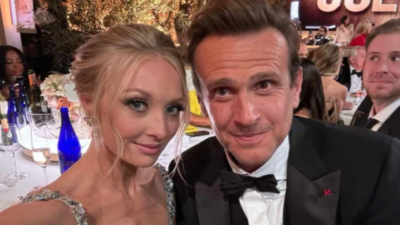 Jason Segel and Kayla Radomski (via Instagram) (Image Courtesy: Instagram)