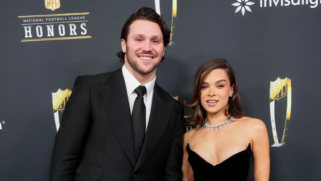 Josh Allen and Hailee Steinfeld (via Getty Images) Josh Allen and Hailee Steinfeld (via Getty Images)