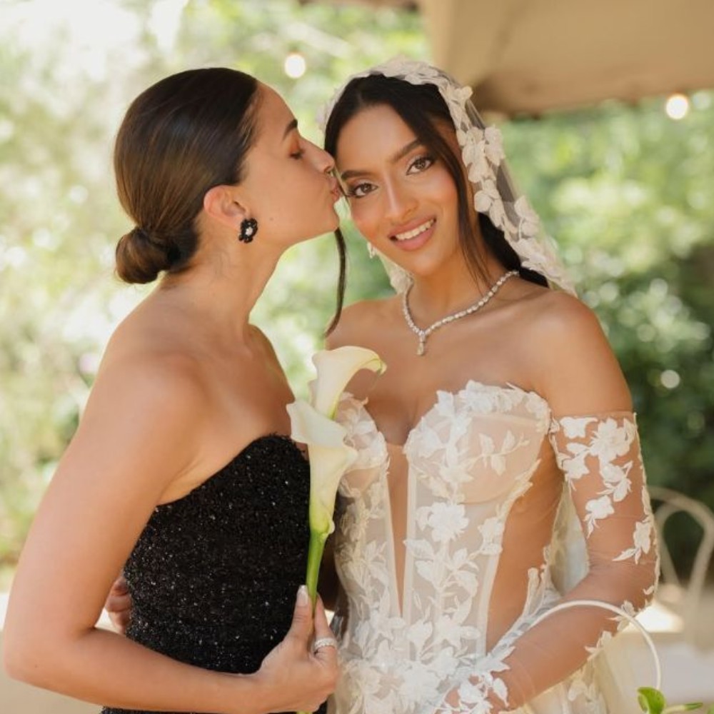 PICS: Alia Bhatt plays perfect bridesmaid at BFF's wedding, embodies minimal glam as she poses with her girls