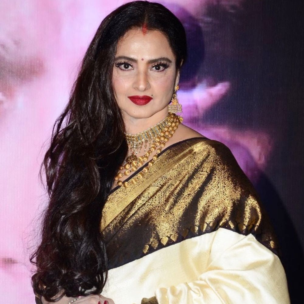 When Rekha attended Rishi Kapoor-Neetu Kapoor's wedding flaunting sindoor and sparked endless gossip