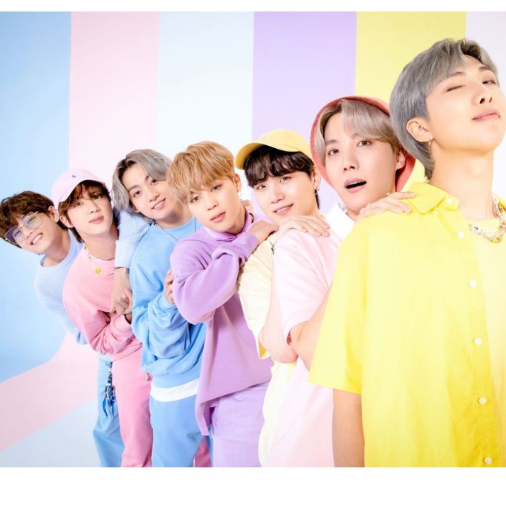 'Completely removed': BTS ARMY spots SEVENTEEN banner taken down ahead of FESTA 2025 and OT7 reunion
