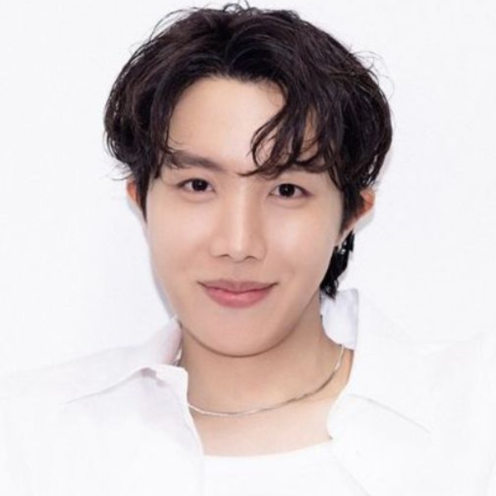 BTS' J-Hope wants RM and V to 'do something' in adorable VIDEO celebrating military discharge with HYBE staff