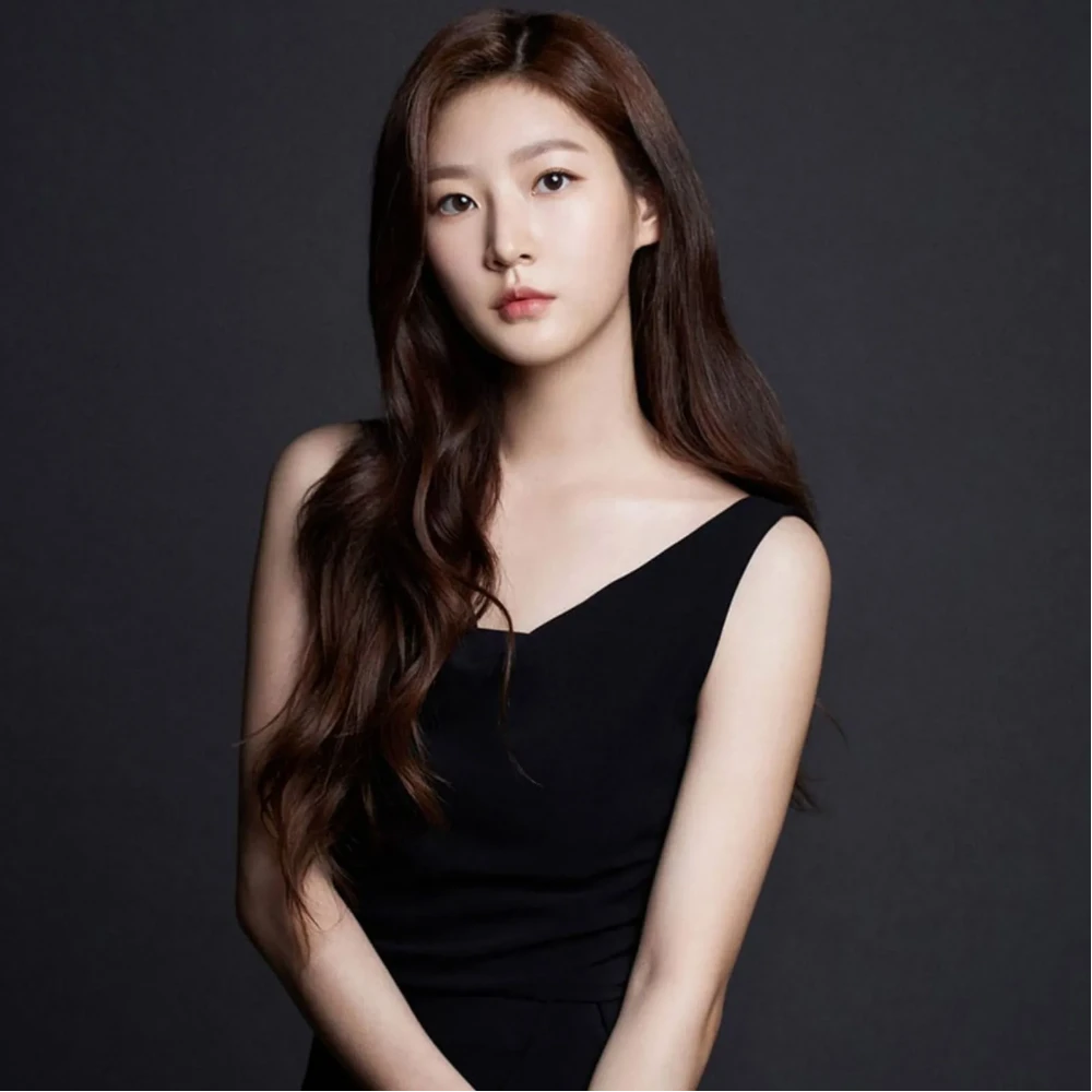 Was Kim Sae Ron’s Instagram hijacked by her own mother on meds? Viral chats paint ex-manager as protective ‘father’ figure