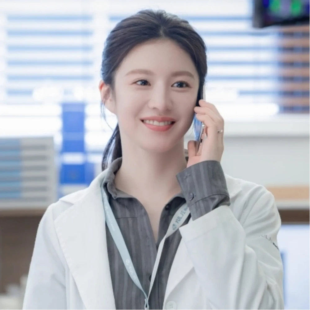 Resident Playbook's Jung Jun Won and Go Yoon Jung lead June 2025 Actor Brand Reputation Rankings, know top 30 list