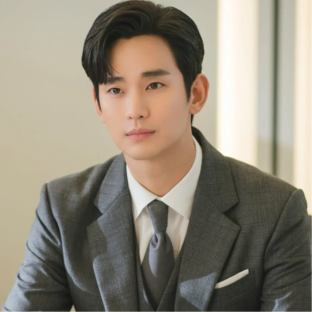 Kim Soo Hyun’s lawyer interrogated by police in defamation case involving Garosero and Kim Sae Ron's family, Report