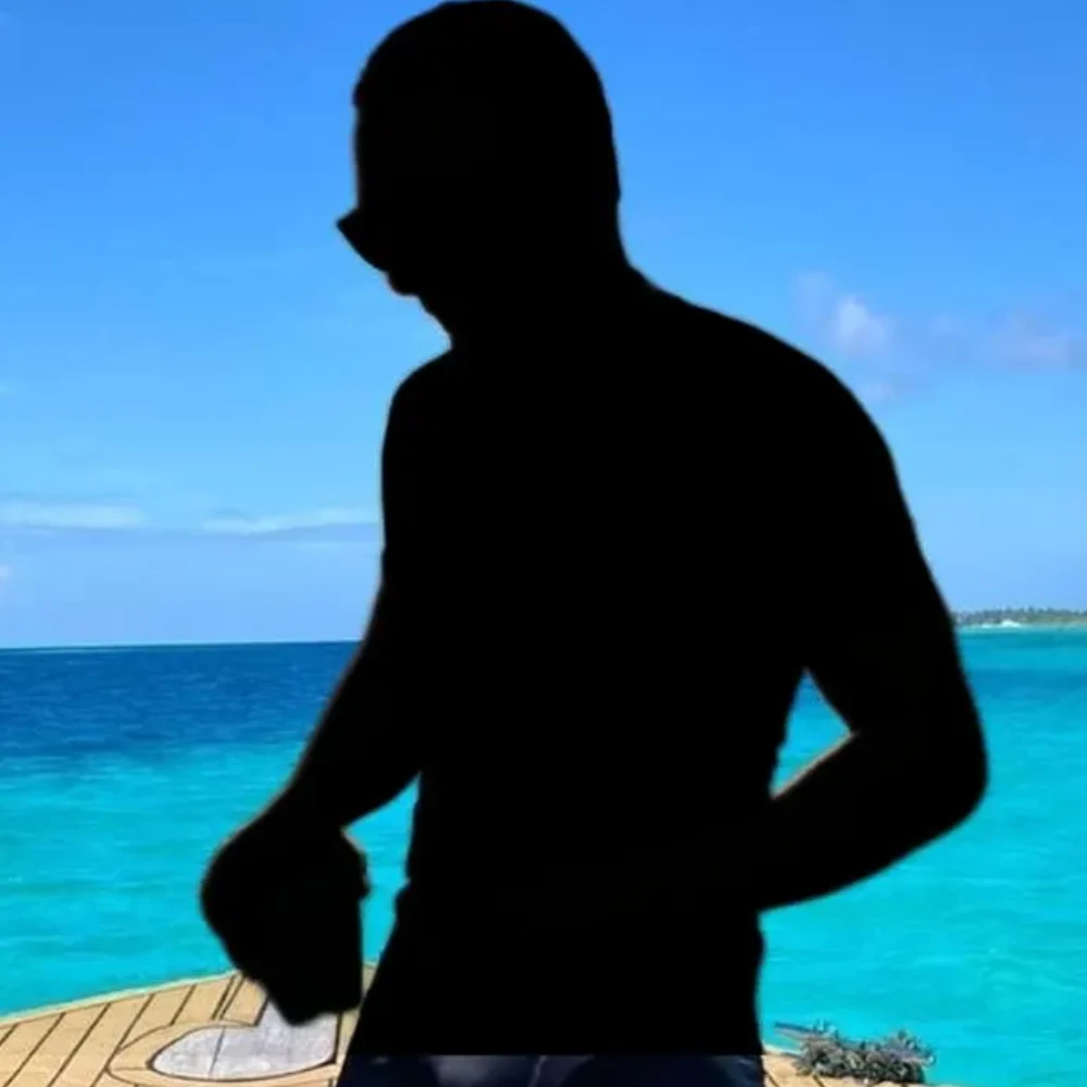 Meet actor who carries his own chair to sets, paid Rs 442 for two bananas at hotel, worked with Kamal Haasan, turned director and is a great sportsman