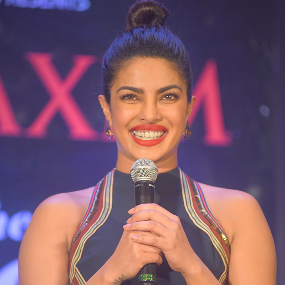 Priyanka Chopra’s body language changed after moving to Hollywood? Listen to what THIS famous Psychotherapist has to say