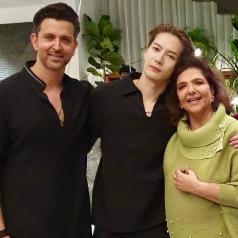 Jackson Wang joined by Tiger Shroff, Karan Johar and more at Hrithik Roshan's dinner party; CHECK star-studded guest list