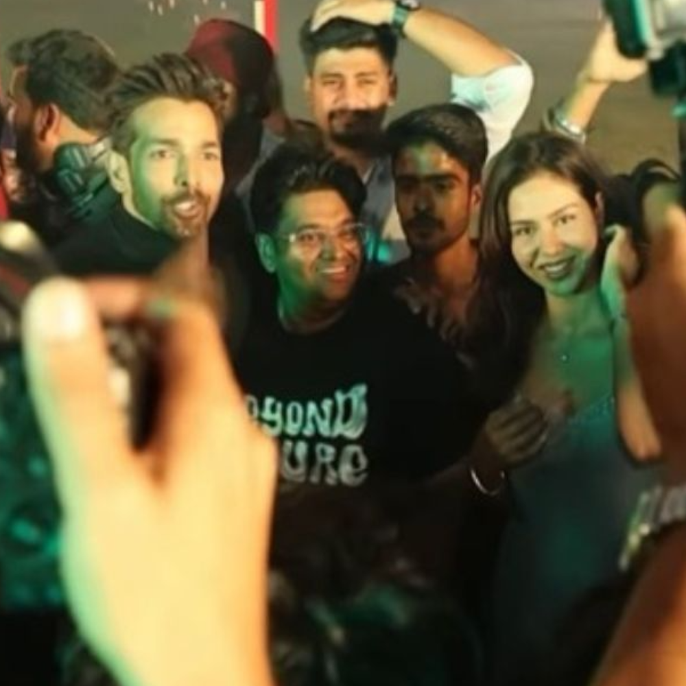 Harshvardhan Rane, Sonam Bajwa witness 'freak accident' at wrap-up party of Milap Zaveri's Ek Deewane Ki Deewaniyat