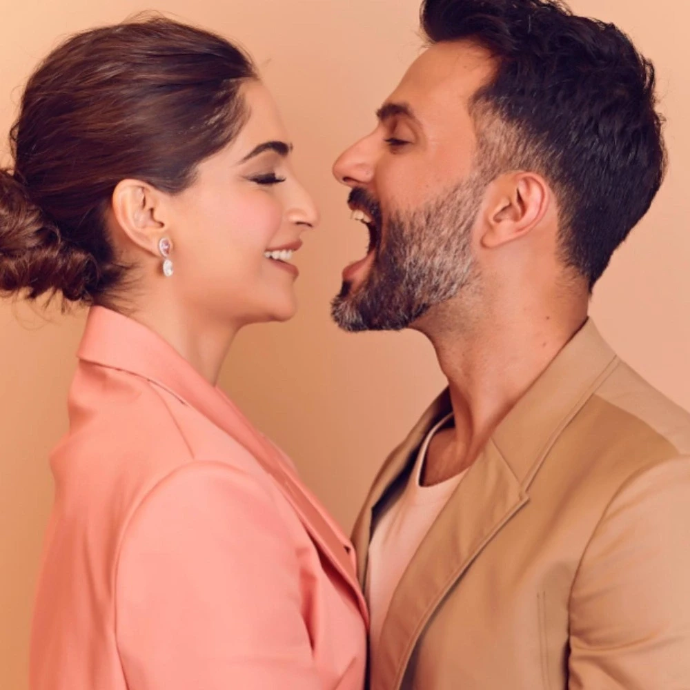 4 PICS: Sonam Kapoor showers birthday love on hubby Anand Ahuja, shares unseen moments with son Vayu