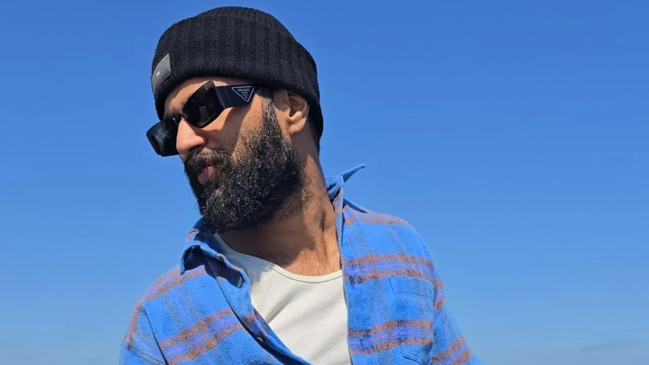 Why is Vijay Deverakonda hospitalized? (PC: Vijay Deverakonda, IG) Why is Vijay Deverakonda hospitalized?