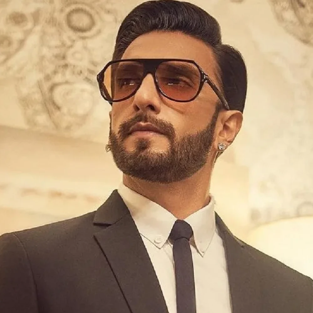 EXCLUSIVE: Ranveer Singh and Amit Ravindranath Sharma in early talks for a time travel film with Dinesh Vijan