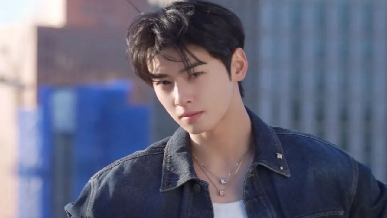 Cha Eun Woo: courtesy of Fantiago Cha Eun Woo: courtesy of Fantiago