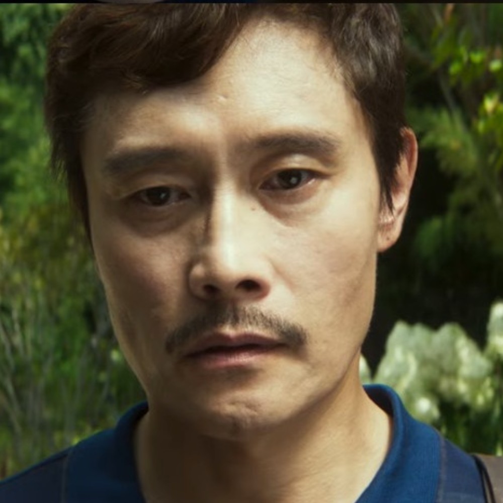 No Other Choice: Lee Byung Hun struggles to sustain family and Son Ye Jin's support in upcoming Park Chan Wook film