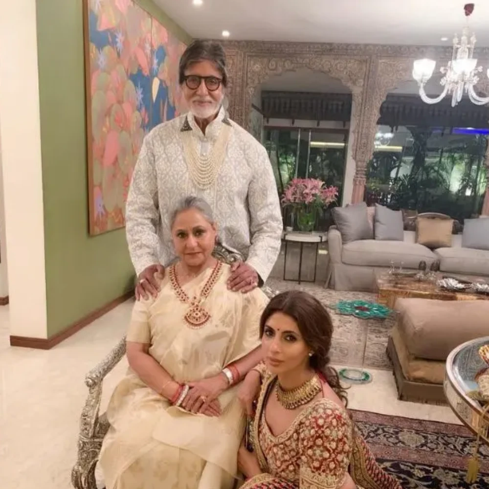 Inside Amitabh Bachchan's iconic plush home Jalsa: Glass chandeliers, brass sculptures and more