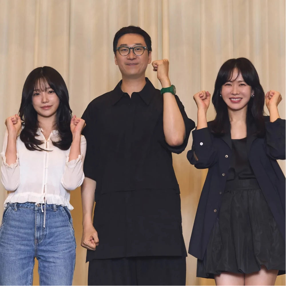 Son Ye Jin, Jo Yuri CONFIRMED to lead new show Variety: Know K-pop industry-based plot, character details and more