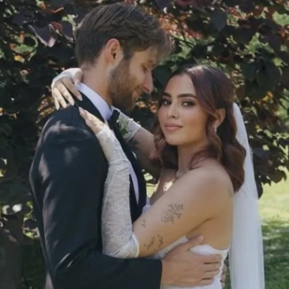 Anurag Kashyap's daughter Aaliyah Kashyap gets married again, shares pics from her white wedding with Shane Gregoire
