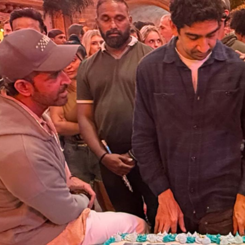 Hrithik Roshan avoids clicking photo with Jr NTR as they wrap War 2 shoot, calls Kiara Advani spectacular