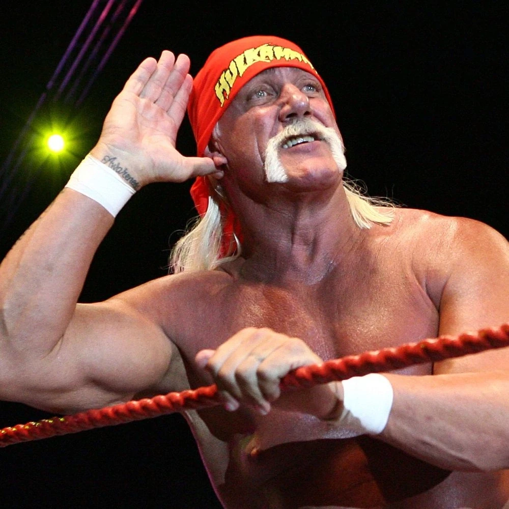 When Jay Leno Fought Hulk Hogan: The Bizarre 1998 Wrestling Match That Shook Late-Night TV