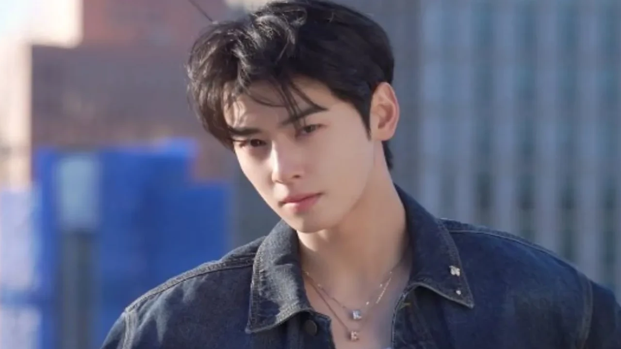 Cha Eun Woo: courtesy of Fantiago Cha Eun Woo: courtesy of Fantiago