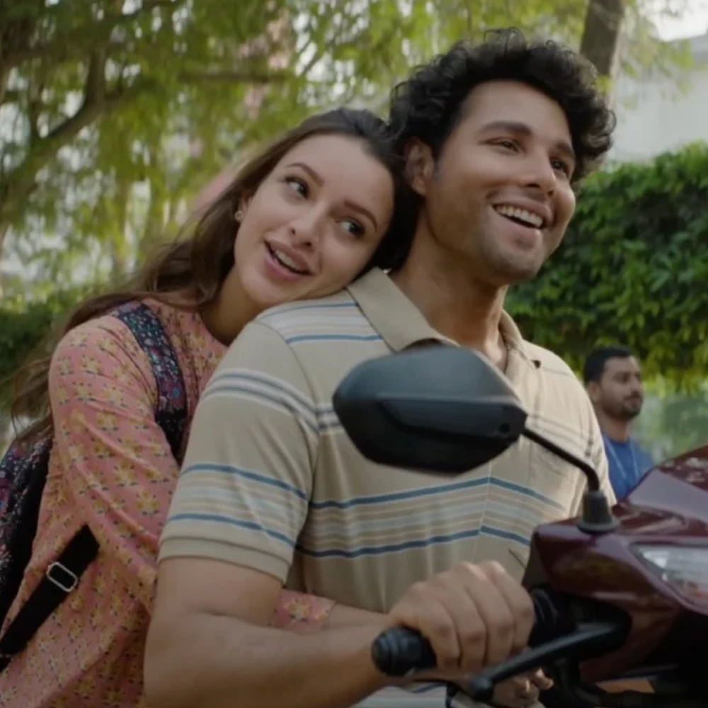 Bas Ek Dhadak Song Review: Triptii Dimri-Siddhant Chaturvedi’s innocent romance meets Shreya Ghoshal, Jubin Nautiyal’s soulful melody